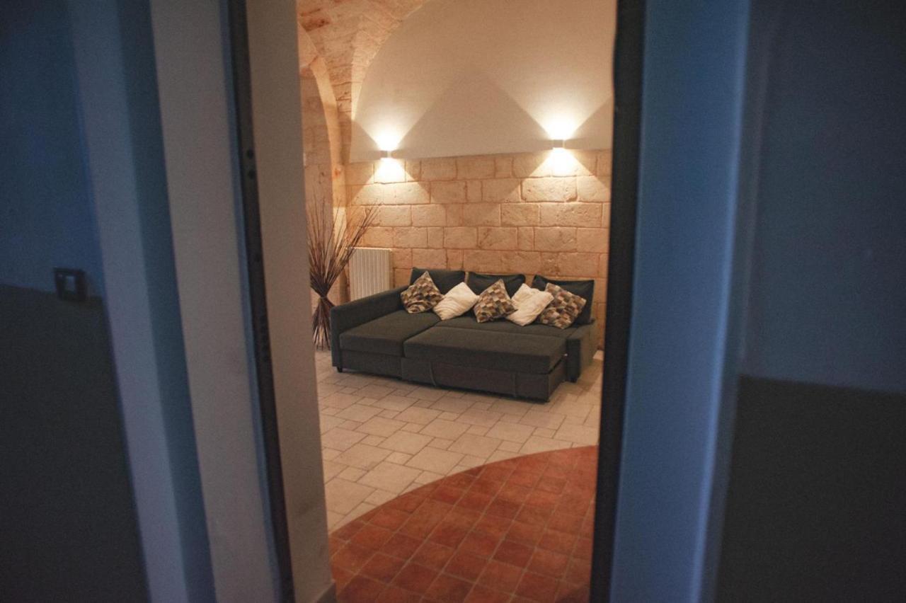 Dimora Dei Nonni Apartment Bari Bagian luar foto