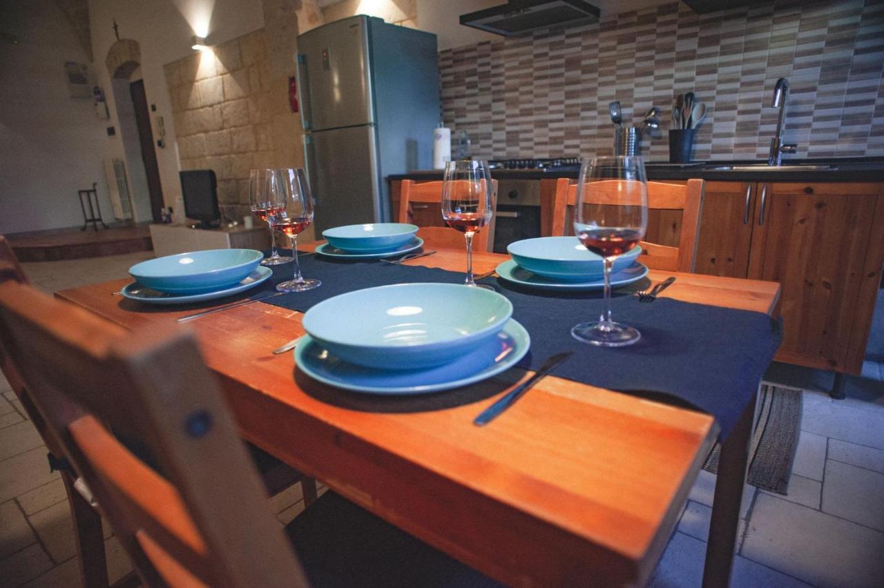 Dimora Dei Nonni Apartment Bari Bagian luar foto